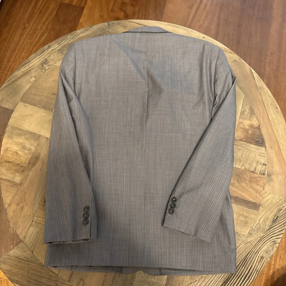 CALVIN KLEIN Mens Gray Pinstripe Wool Flat Front 2 Pc Suit 38S Jacket 32x30 Pant - Picture 8 of 12